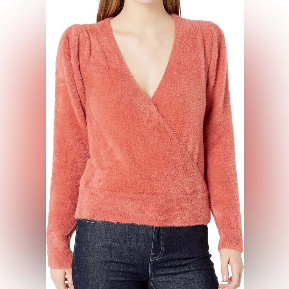 Women’s ASTR The Label Long Sleeve Sheresa Surplice V-Neck Sweater SOFT!!!!!